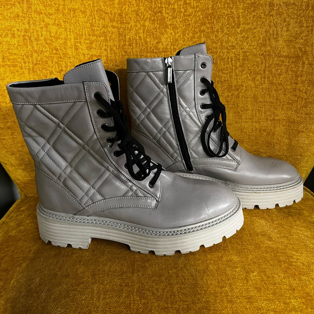 Pons Quintana size 39 EU Quilted Gray Ankle Boots